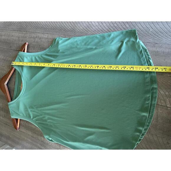 SANTINY Green Sleeveless Racerback Workout Tank Top Lightweight Women’s size XL - Picture 10 of 14